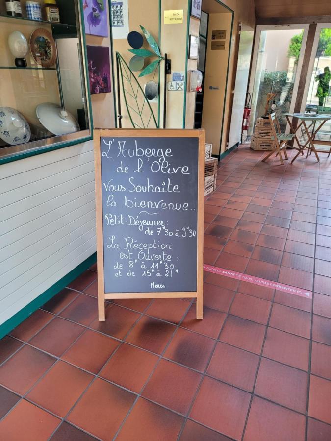 L'Auberge De L'Olive Dompierre-sur-Besbre Exterior photo